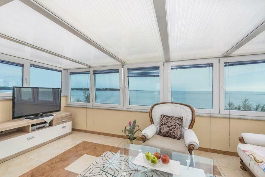 Apartment Lion Novigrad Istria Dış mekan fotoğraf